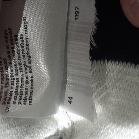 Gerry Weber Women's Stripe Block Ribbed Knit Sweater Black & White EU 44 US 14 - Picture 6 of 7